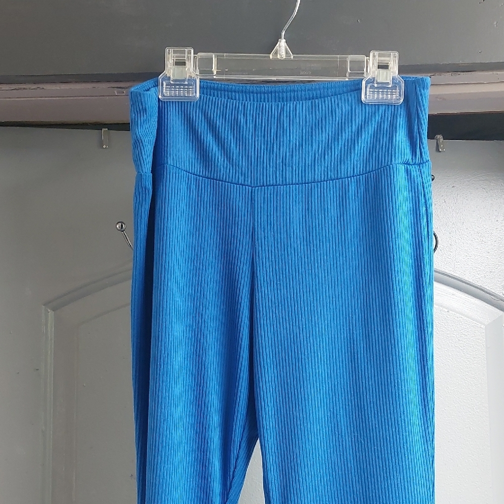 No Boundaries Ribbed Blue Top - Picture 3 of 15